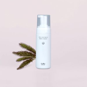 DR ALTHEA Amino Acid Gentle Bubble Cleanser